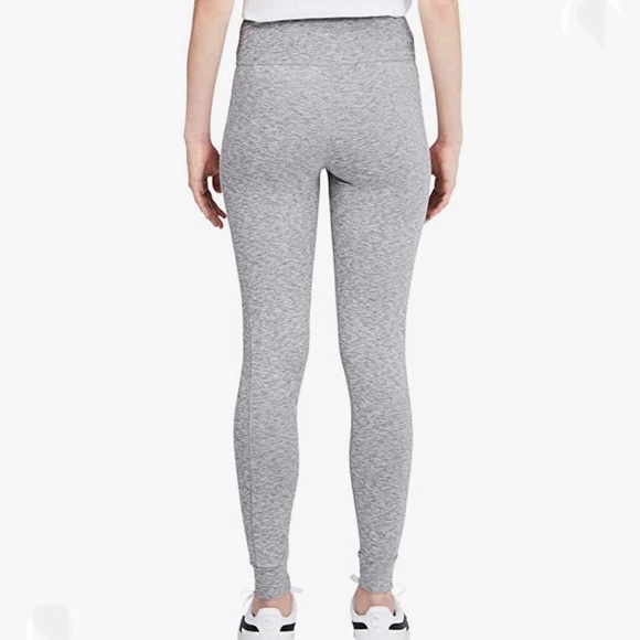 NWOT | PUMA | LEGGINGS - Picture 5 of 8